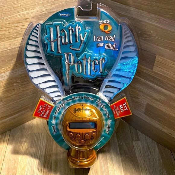 Harry Potter book movie trivia 20Q game hand held device Mattel travel car game - Picture 1 of 8